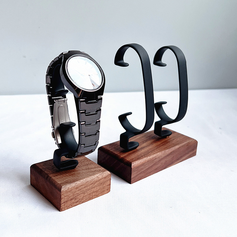 Jewelry And Watches Inc - 木製C型腕時計ホルダー ジュエリーオーガナイザー ディスプレイスタンド ブレスレット リング イヤリング